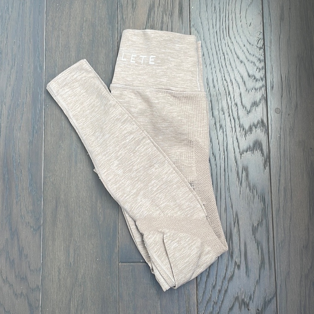 Alphalete leggings